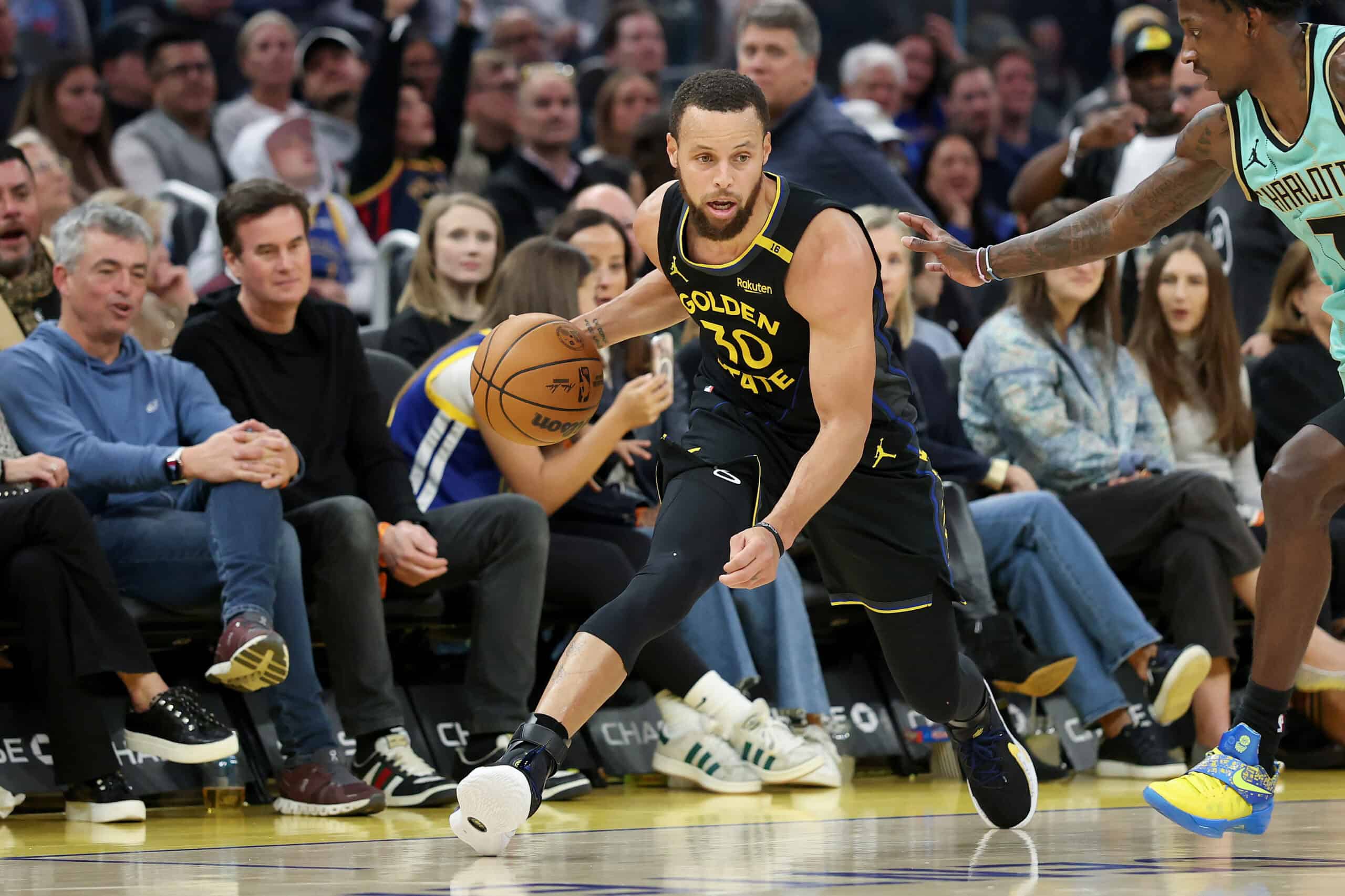 Charlotte Hornets v Golden State Warriors
